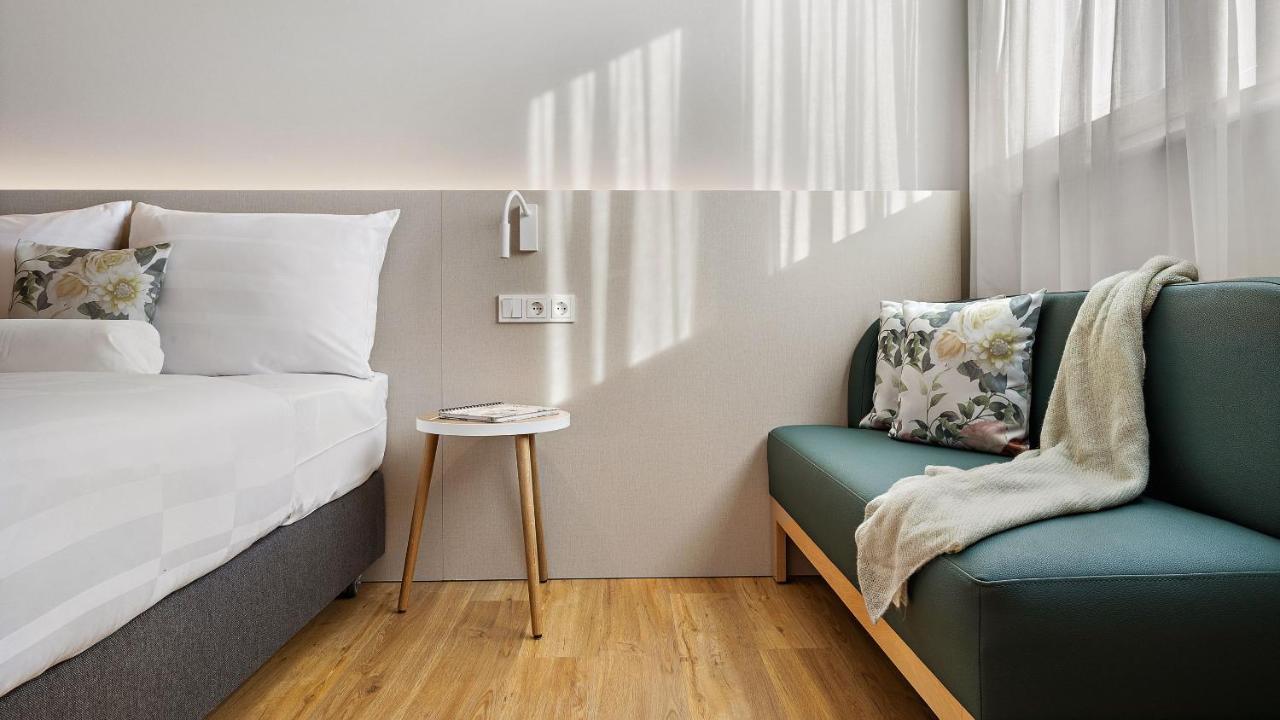 Hey Lou Hotel Karlsruhe Messe راينشتيتن المظهر الخارجي الصورة